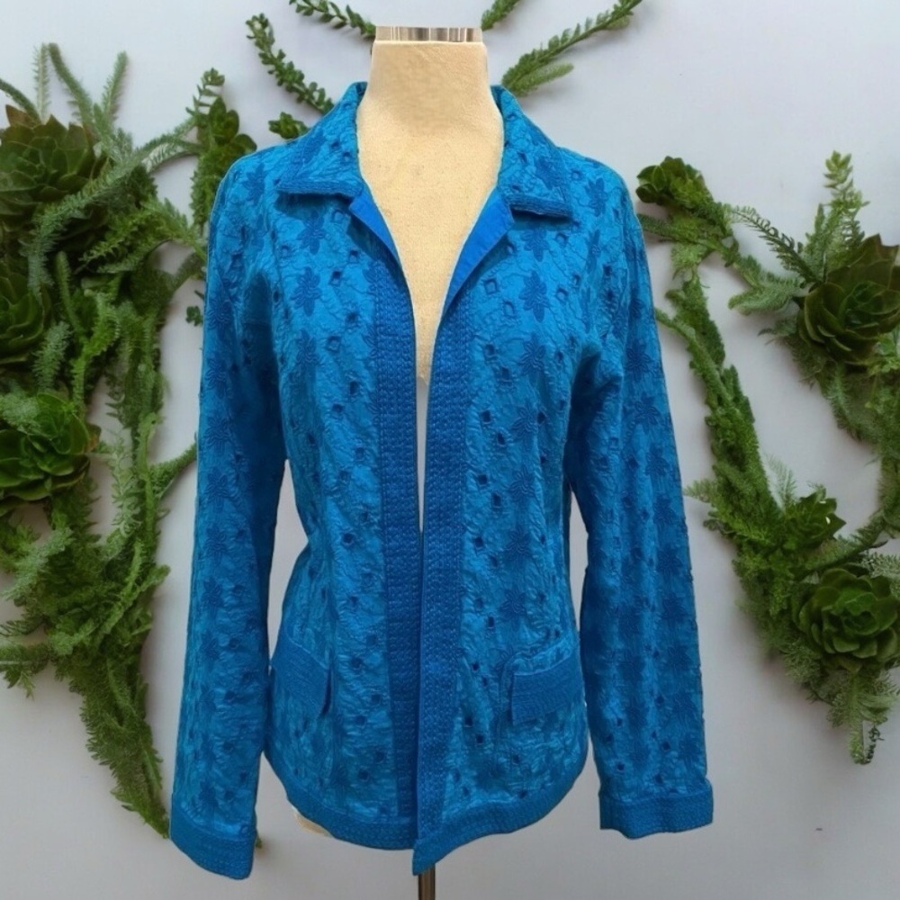 Chico’s Eyelet Lace Embroidered Open Front Cardigan Jacket Size 2